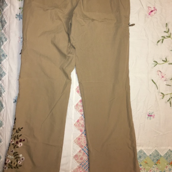 Clearance 🛍 Fashion bug khaki beaded flowery pants. - Picture 7 of 7
